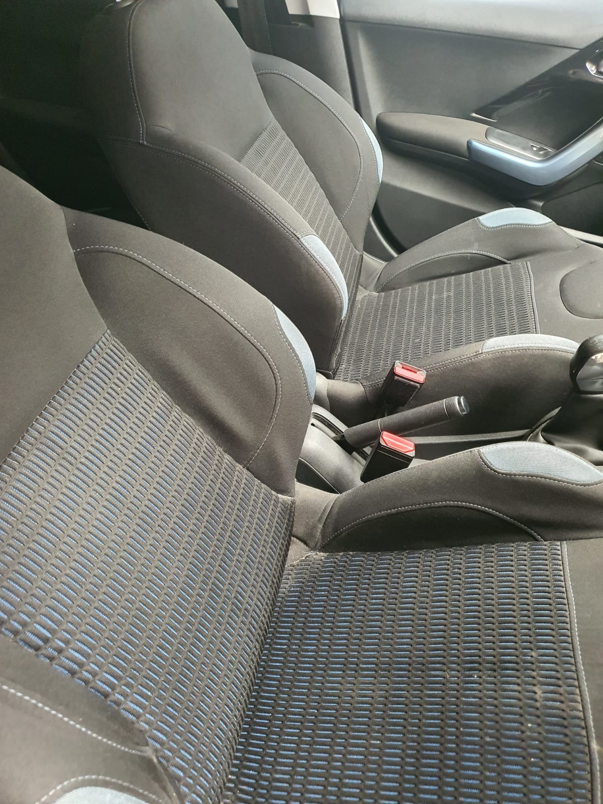 2012 Peugeot 208 1.6 VTi Aware – Service History