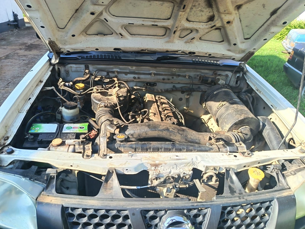 2018 Nissan NP300 Hardbody 2.0L Long Wheelbase – 184,000km