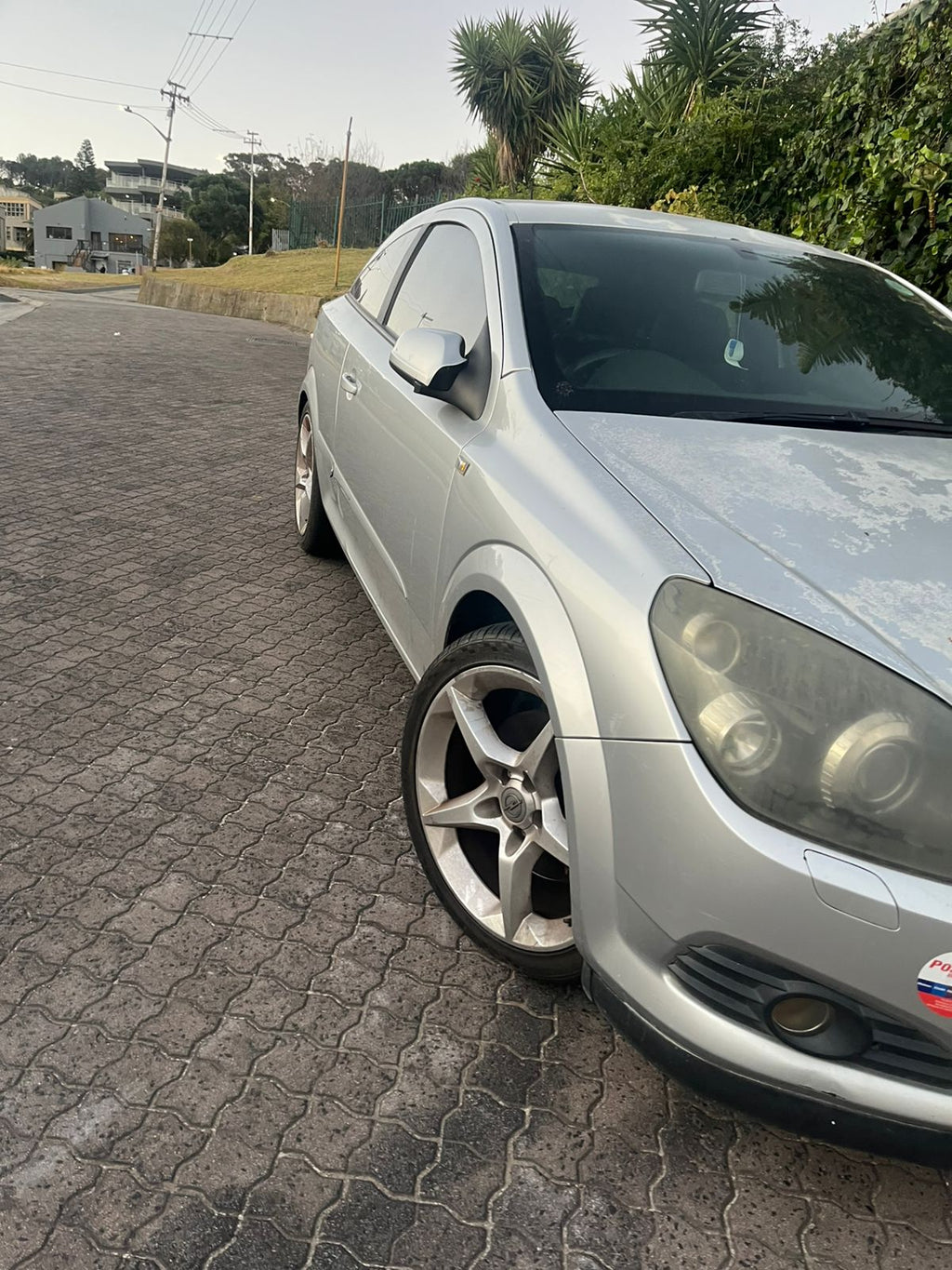 2007 Opel Astra GTC 2.0L Turbo – 2 Door