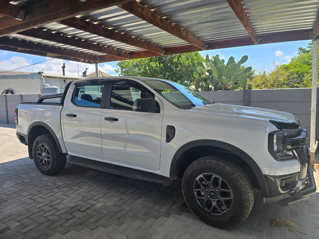 2025 Ford Ranger XLT 2.0 single Turbo Auto – 8,000 km | Loaded with Extras