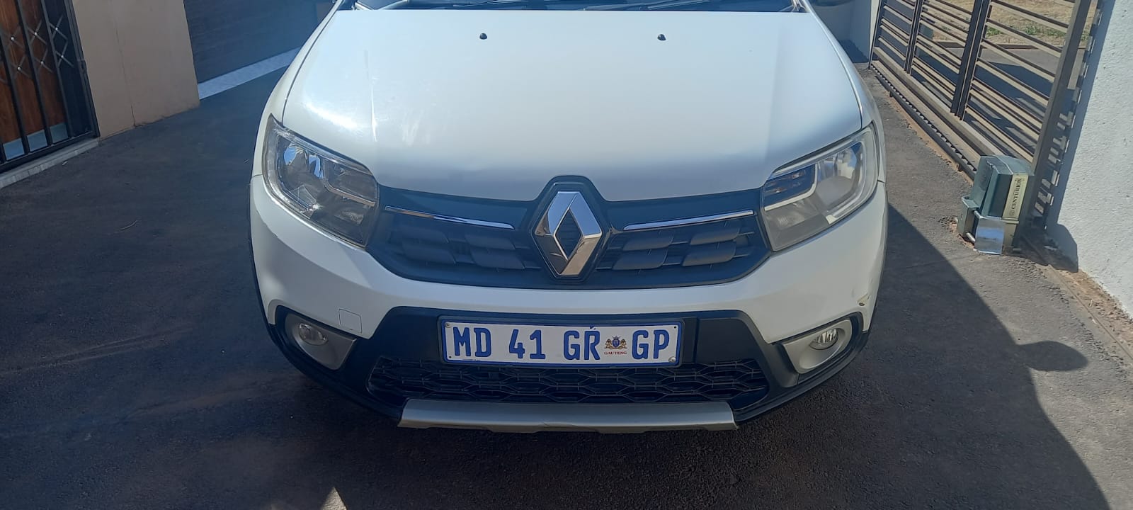 2020 Renault Sandero Expression – 106,000 km