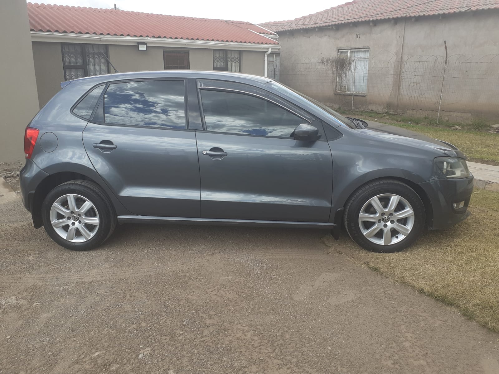 2012 Volkswagen Polo 1.4 Comfortline – 32,000 km | Full Service History