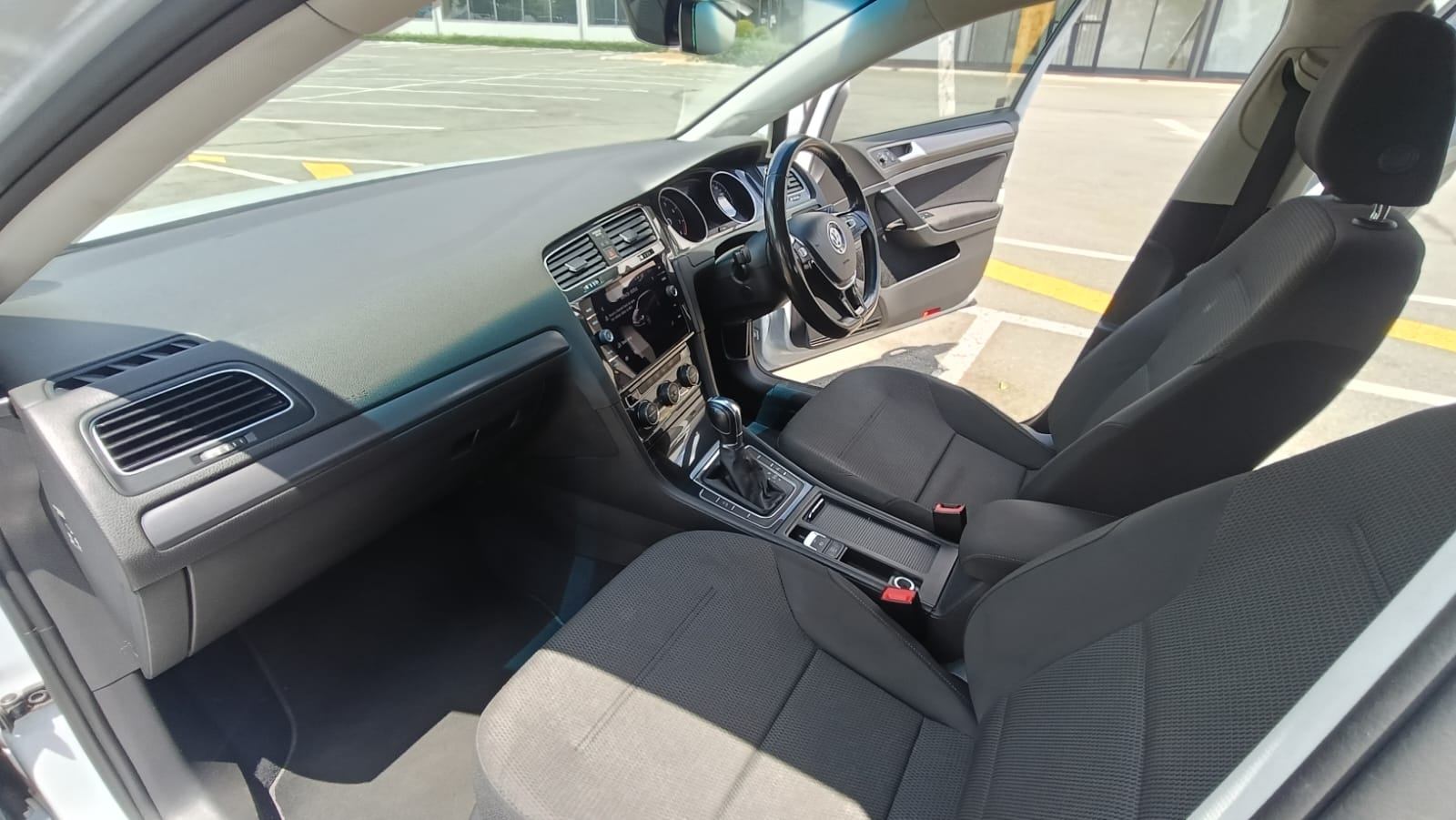 2017 Volkswagen Golf 7 1.4 TSI DSG Comfortline – 174,000 km