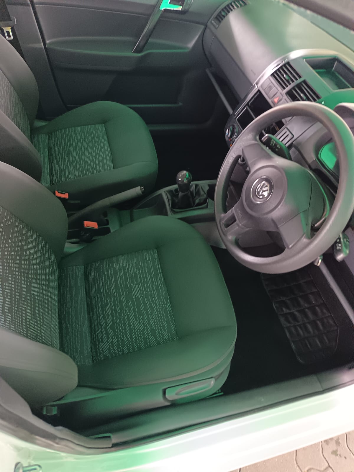 2017 Volkswagen Polo Vivo 1.6 – 148,000km